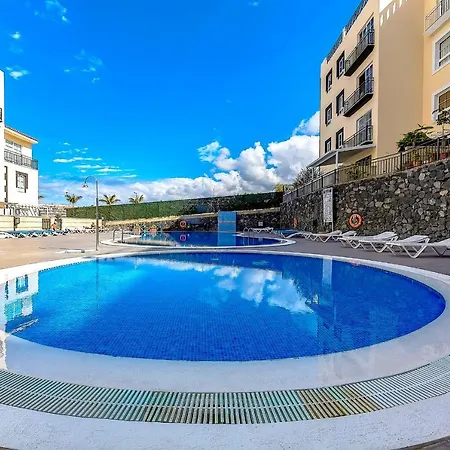 Ocean View 2bdr. Triplex Apartman *