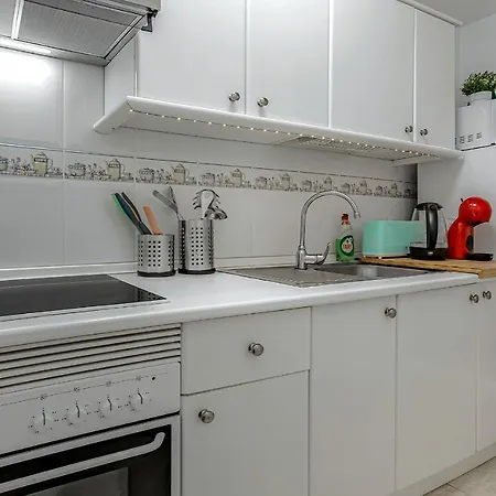 Ocean View 2bdr. Triplex 칼라오살바헤