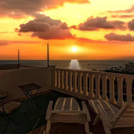 Ocean View 2bdr. Triplex * 칼라오살바헤